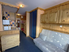 Studio chaleureux 19m² pour 3 personnes, balcon sud, pied des pistes, Preyerand, Les Menuires - FR-1-452-251 Les Ménuires